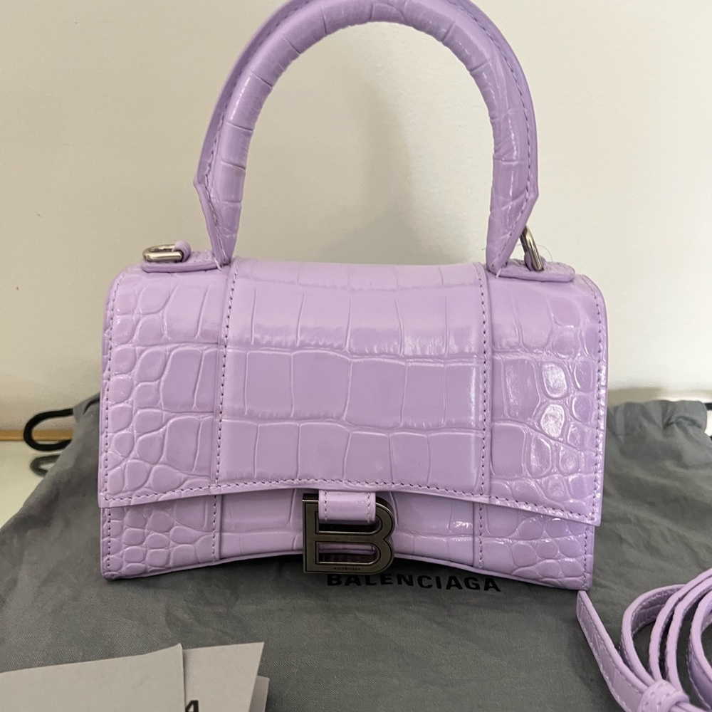 BALENCIAGA
Hourglass XS shiny Croc-Embossed Top-Handle Bag